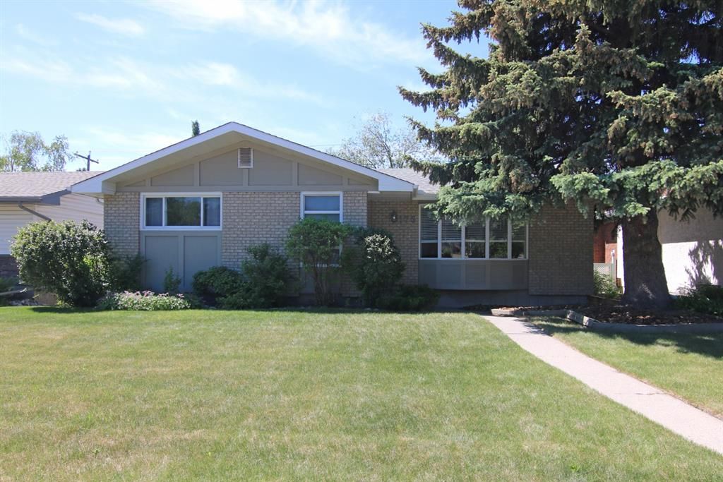 I have sold a property at 175 Capri AVENUE NW in Calgary
